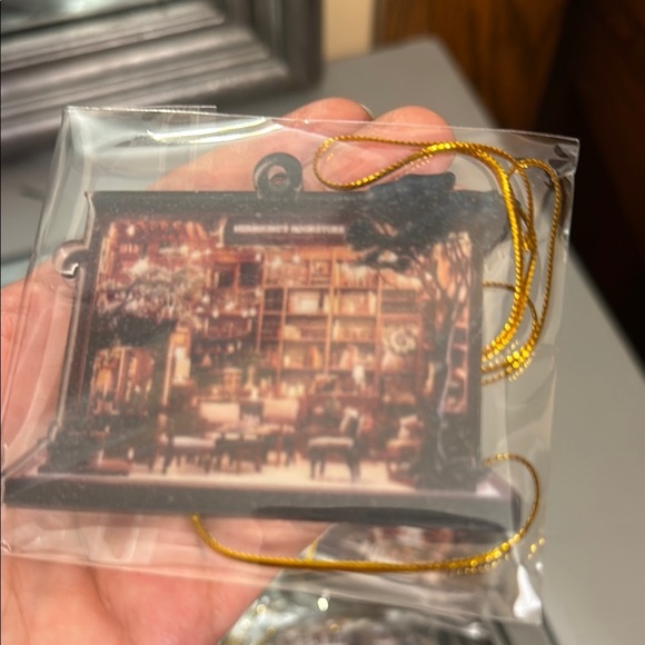 Set of 5 Christmas Bookstore Ornaments Acrylic - Picture 5 of 7